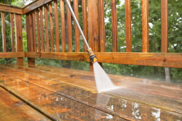 Fence Pressure Washing in Dundee, FL